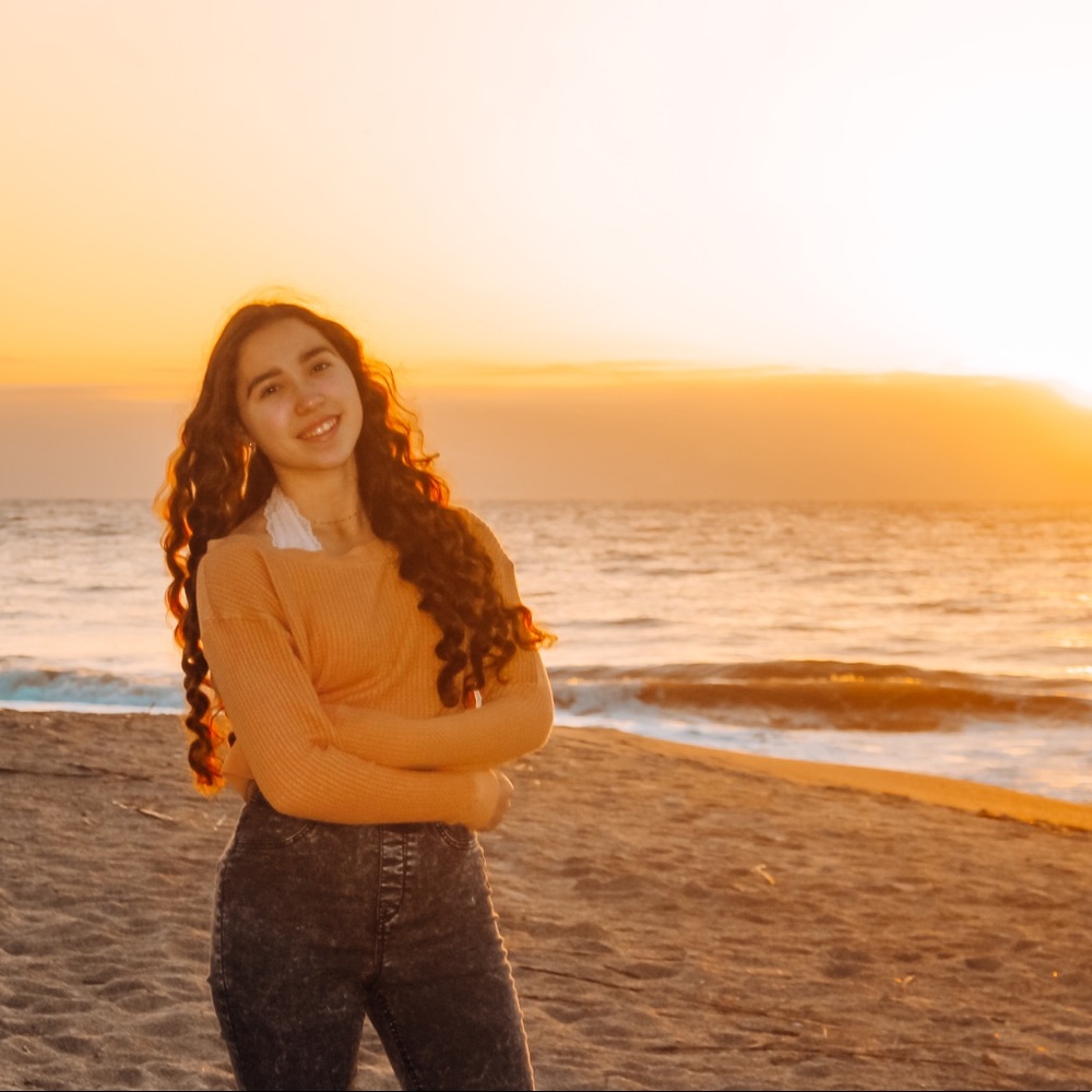 Meet your Posher, Gabriella